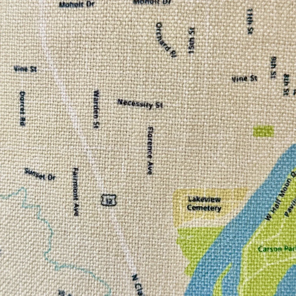 NEW w/o TAGS Wisconsin Canvas Apron featuring Dells Pond/Eau Claire, WI